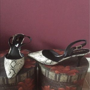 Liz & Co size 7.5 heel